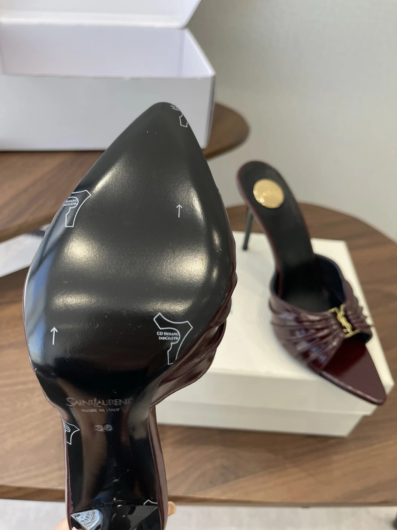 YSL Babylone Smooth Leather Mules - image 7