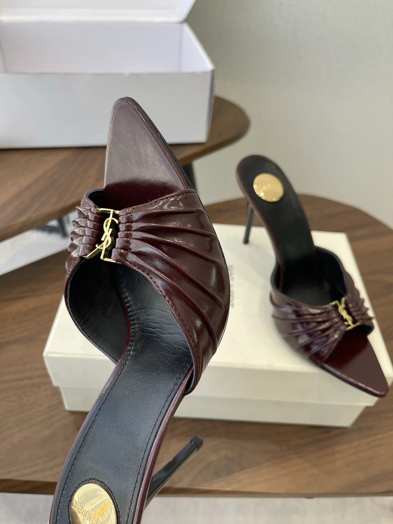 YSL Babylone Smooth Leather Mules - image 8