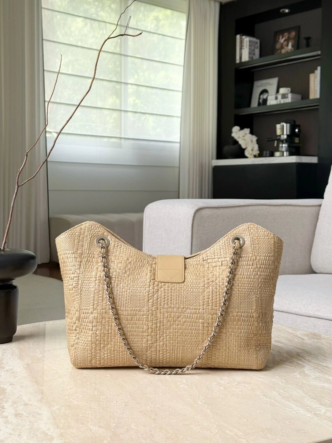 CHANEL Shopping Bag Braided Raffia Beige - image 3