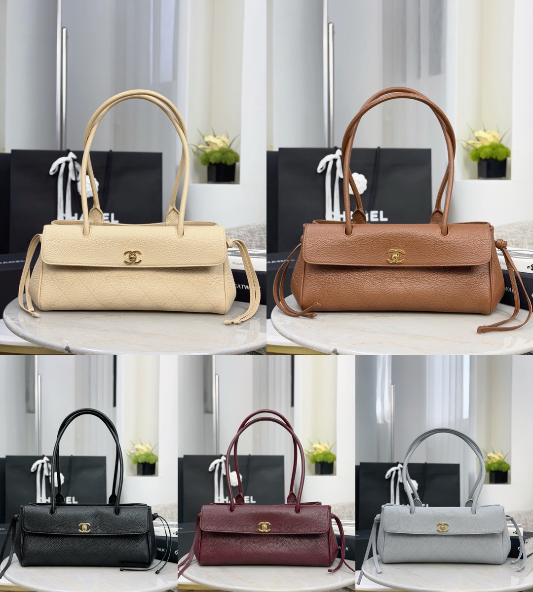 CHANEL Small Shopping Bag Grained Calfskin - image 9