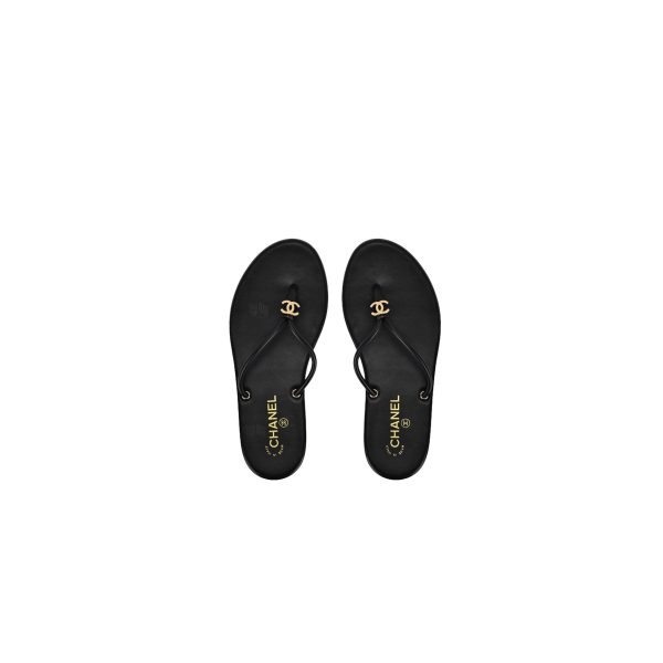CHANEL Leather flip flops