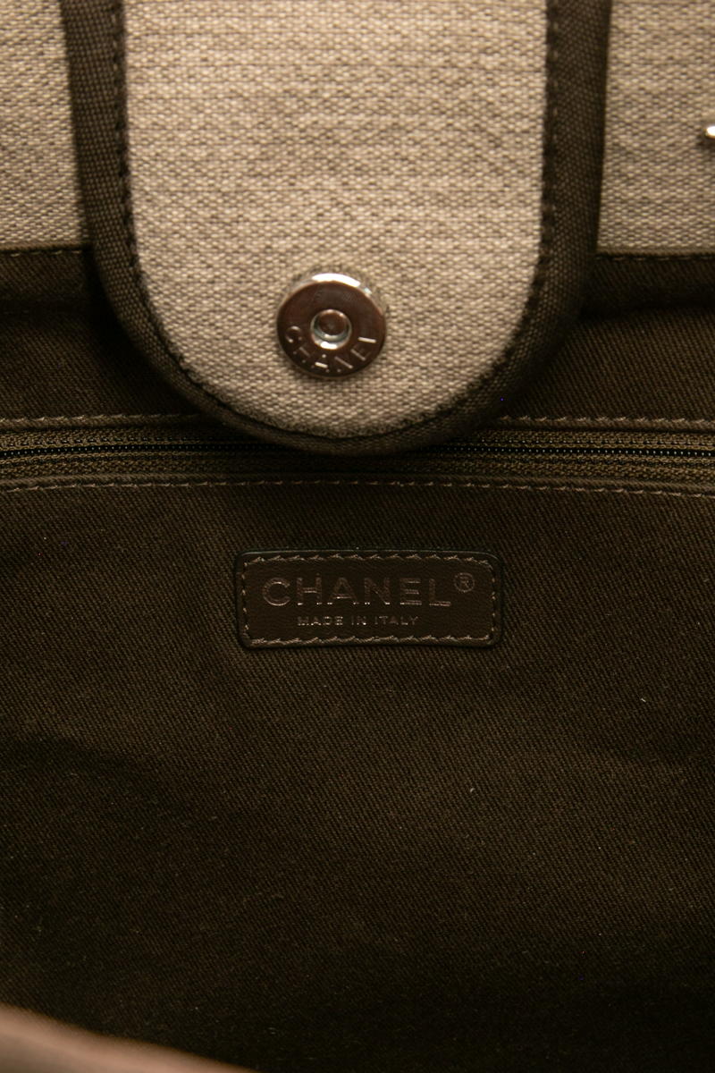 Chanel Deauville Medium Shopping Tote - image 8