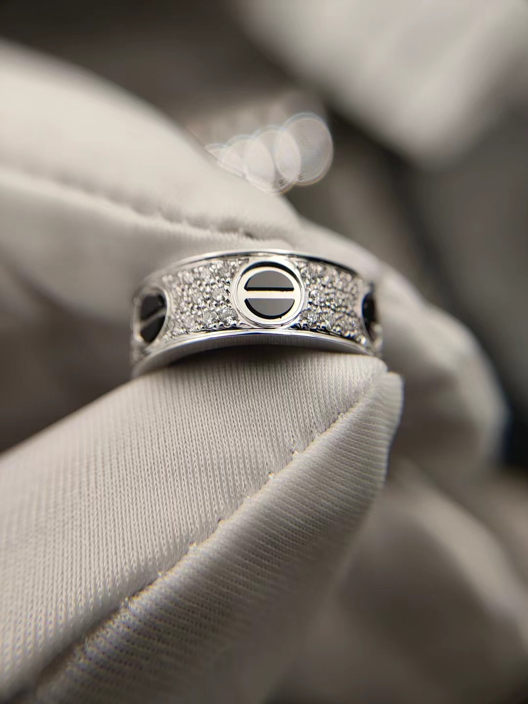 Cartier Love diamond-paved ceramic White gold - image 3