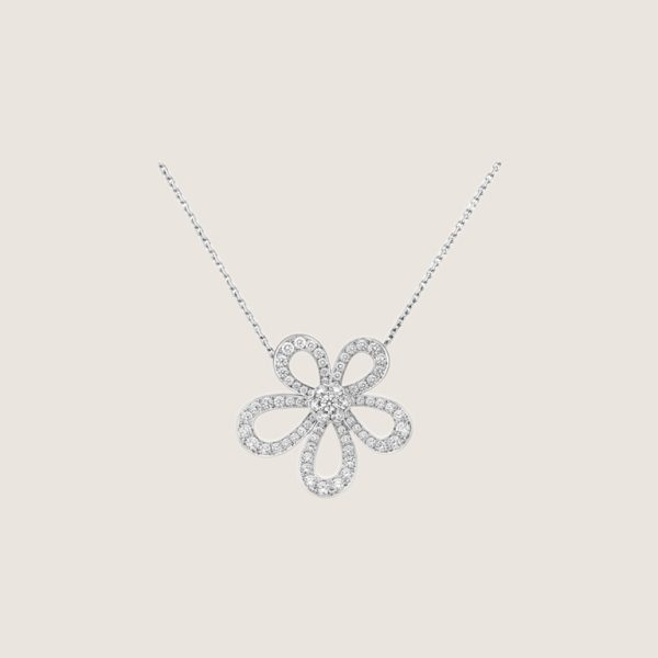 VCA Flowerlace Necklace