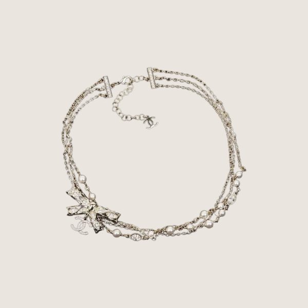 CHANEL Multi-layer bow embossing Necklace