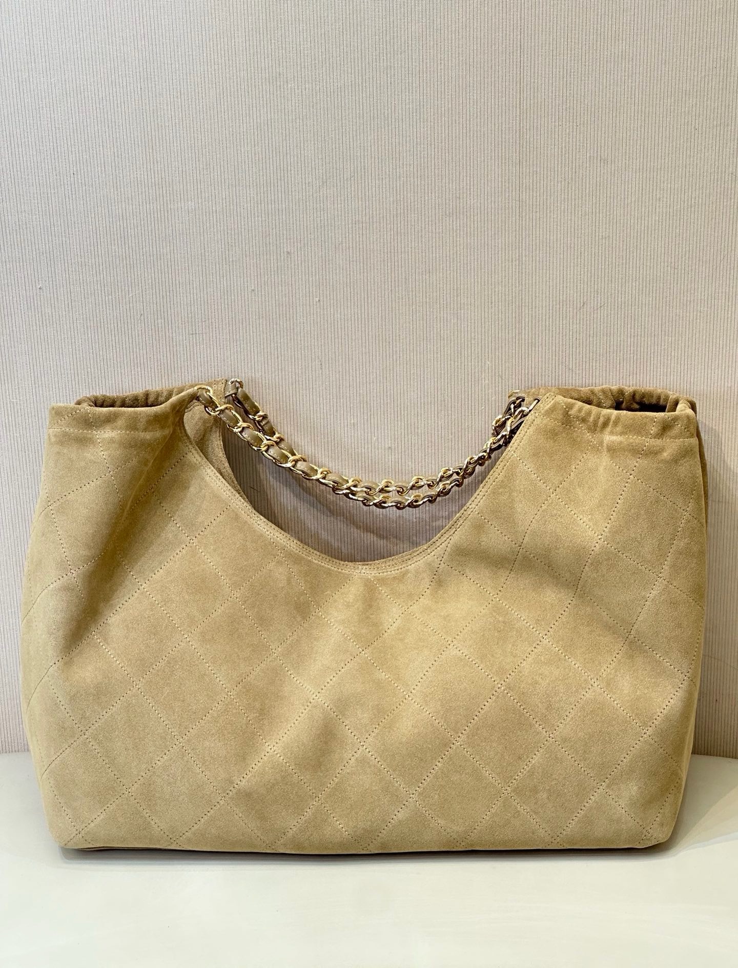 CHANEL Tote Suede Calfskin - image 3