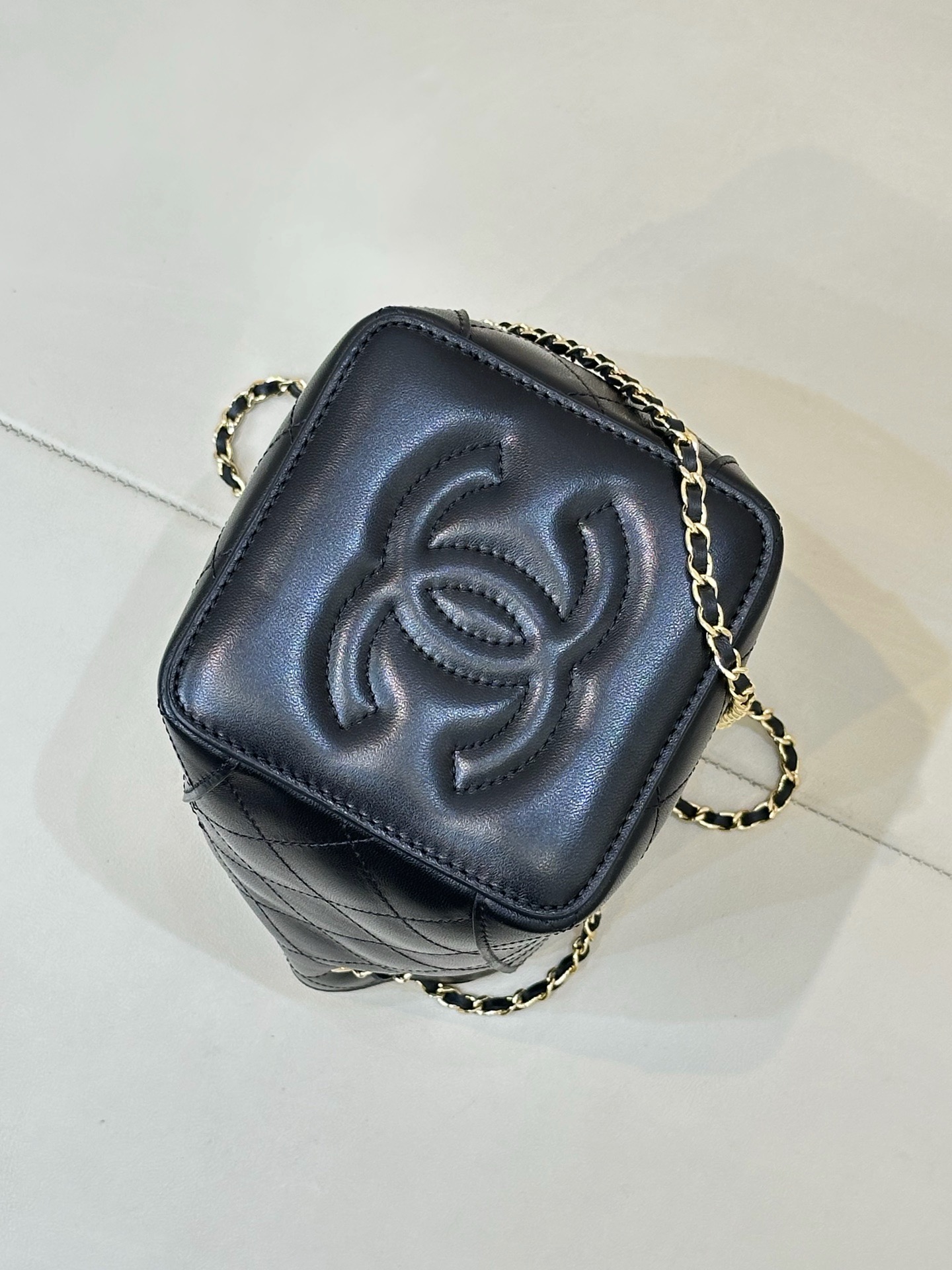 CHANEL Long Vanity With Chain - image 5
