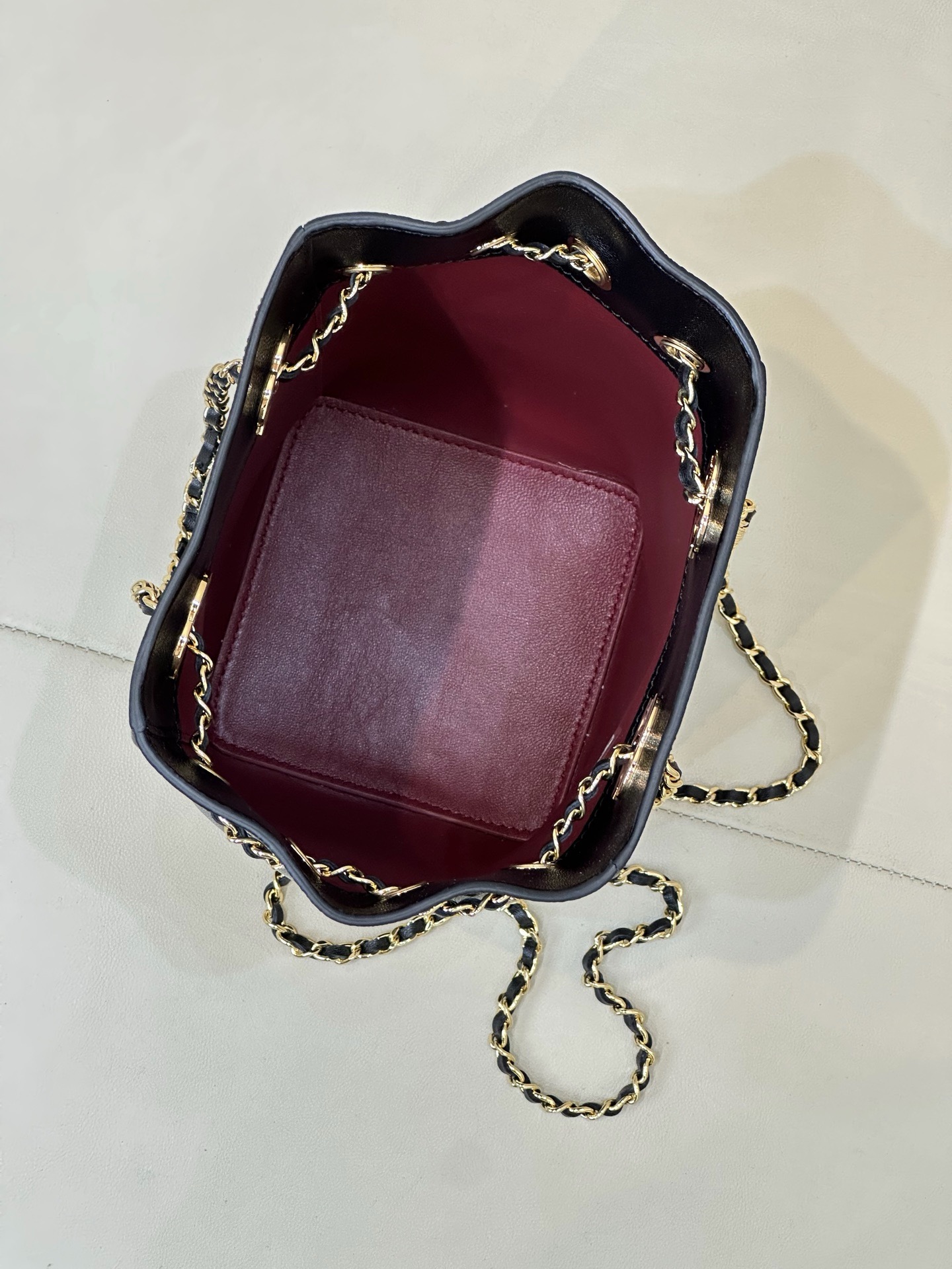 CHANEL Long Vanity With Chain - image 6