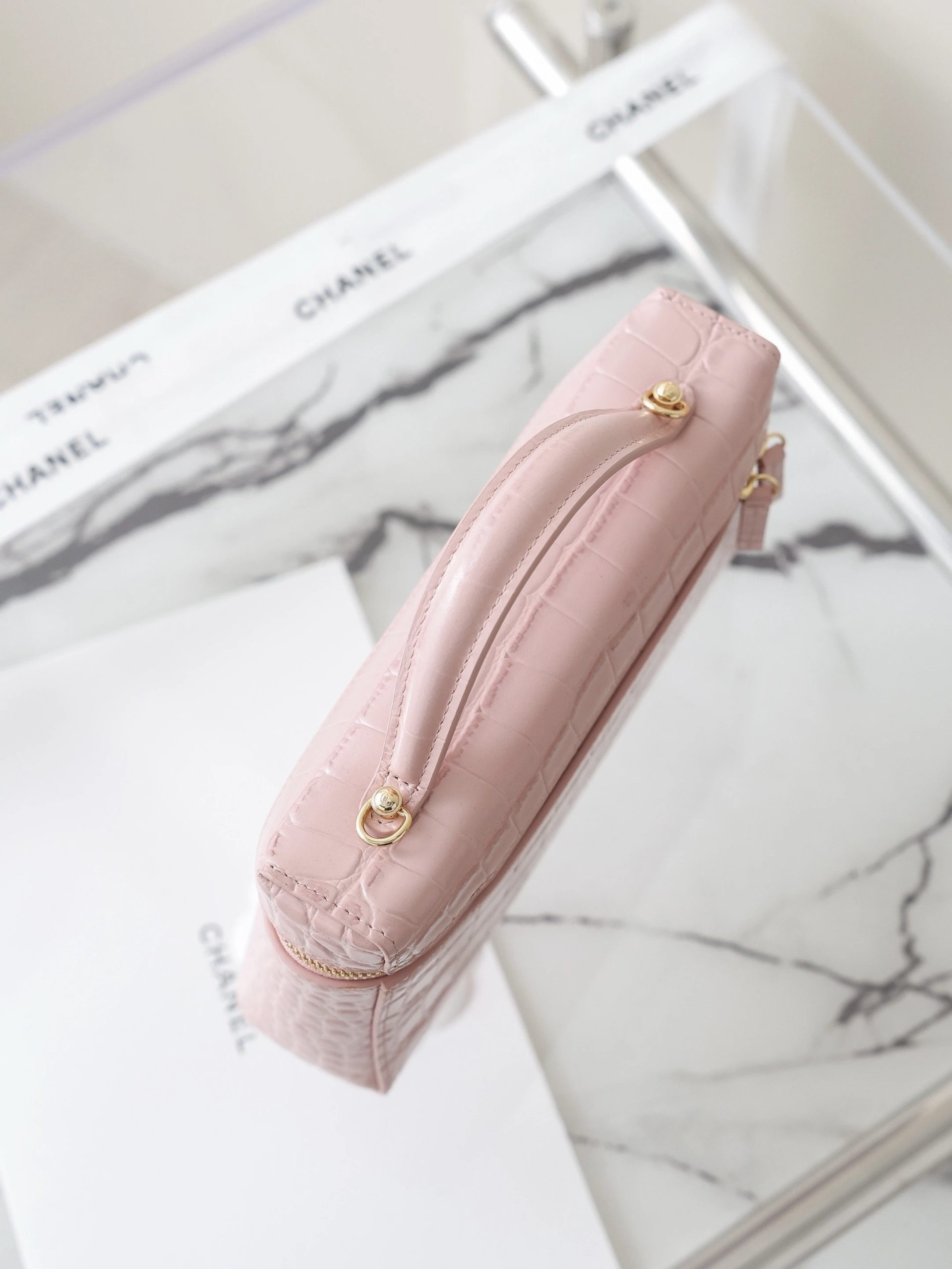 CHANEL Vanity Bag Calfskin Crocodile Embossed Pink - image 5