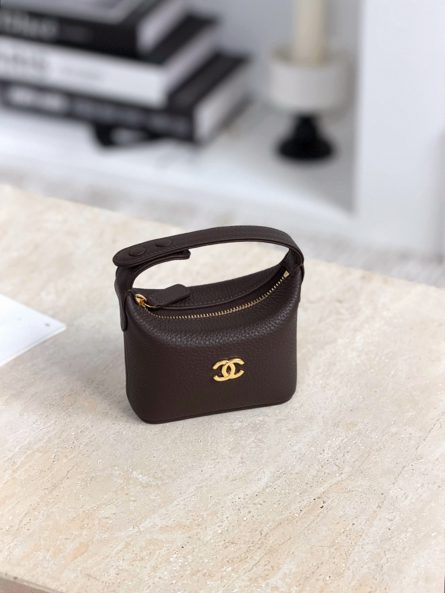 CHANEL MINI Bag Charm Lambskim - image 5