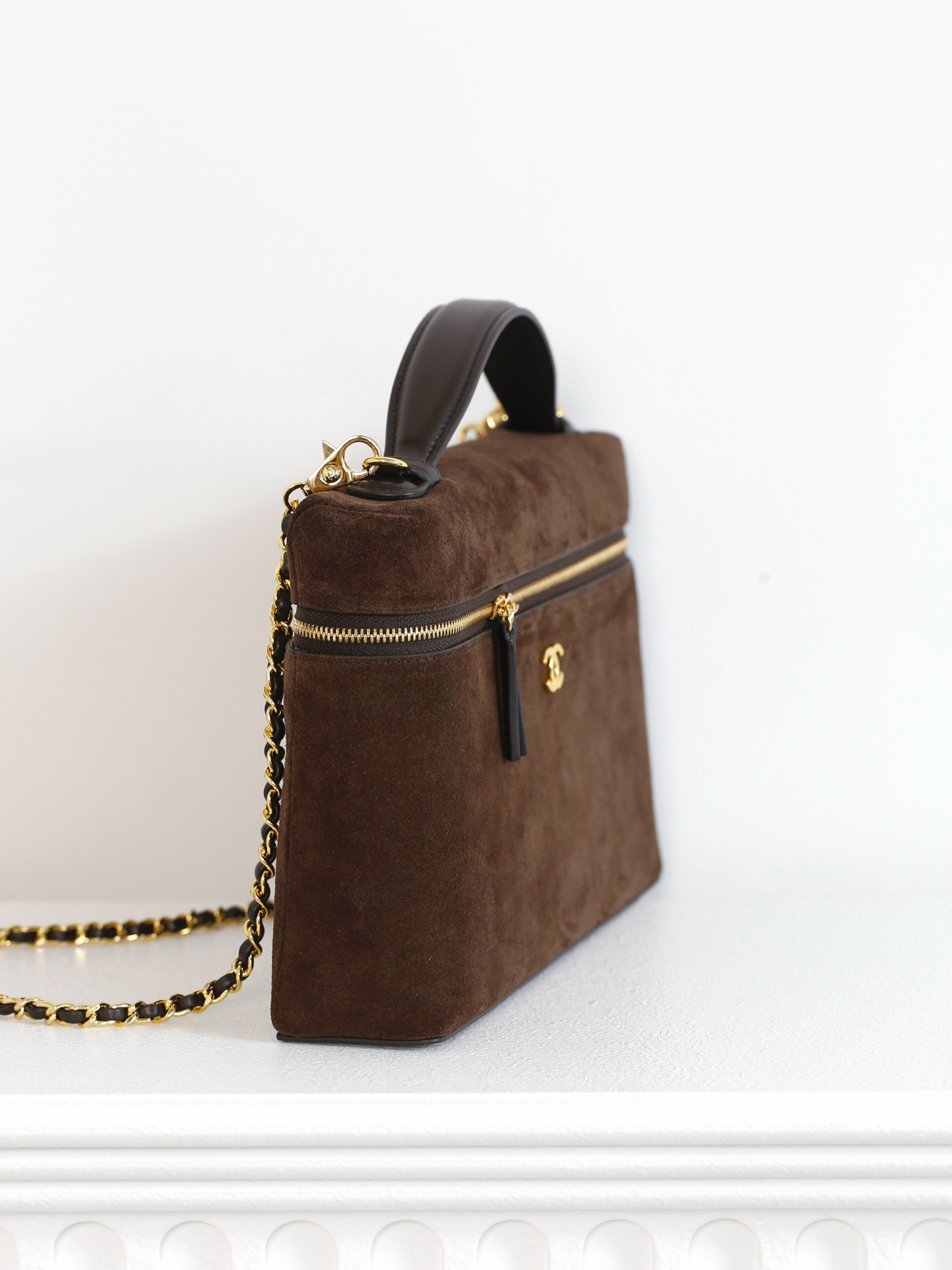 CHANEL Large Vanity with chain Suede Calfskin Dark Brown - image 4