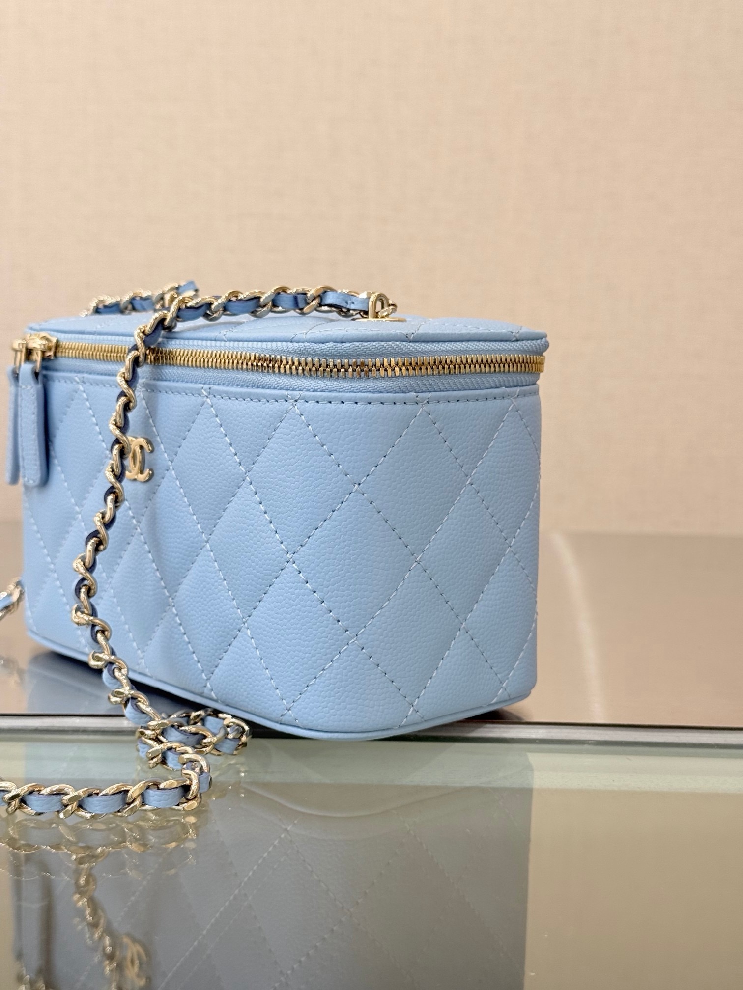 CHANEL Vanity Bag Blue Calfskin - image 4