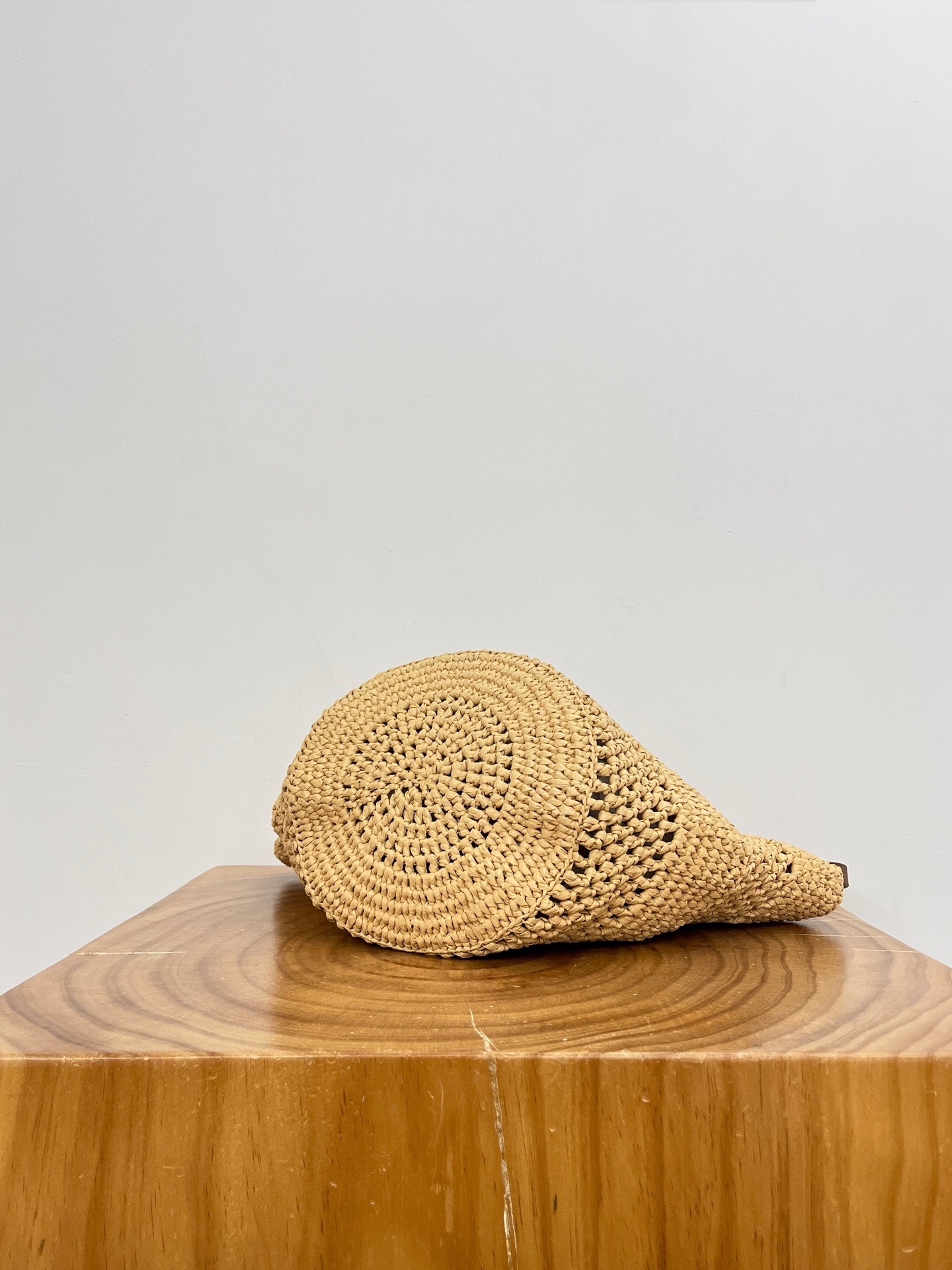 YSL Small PANIER small in raffia - image 5
