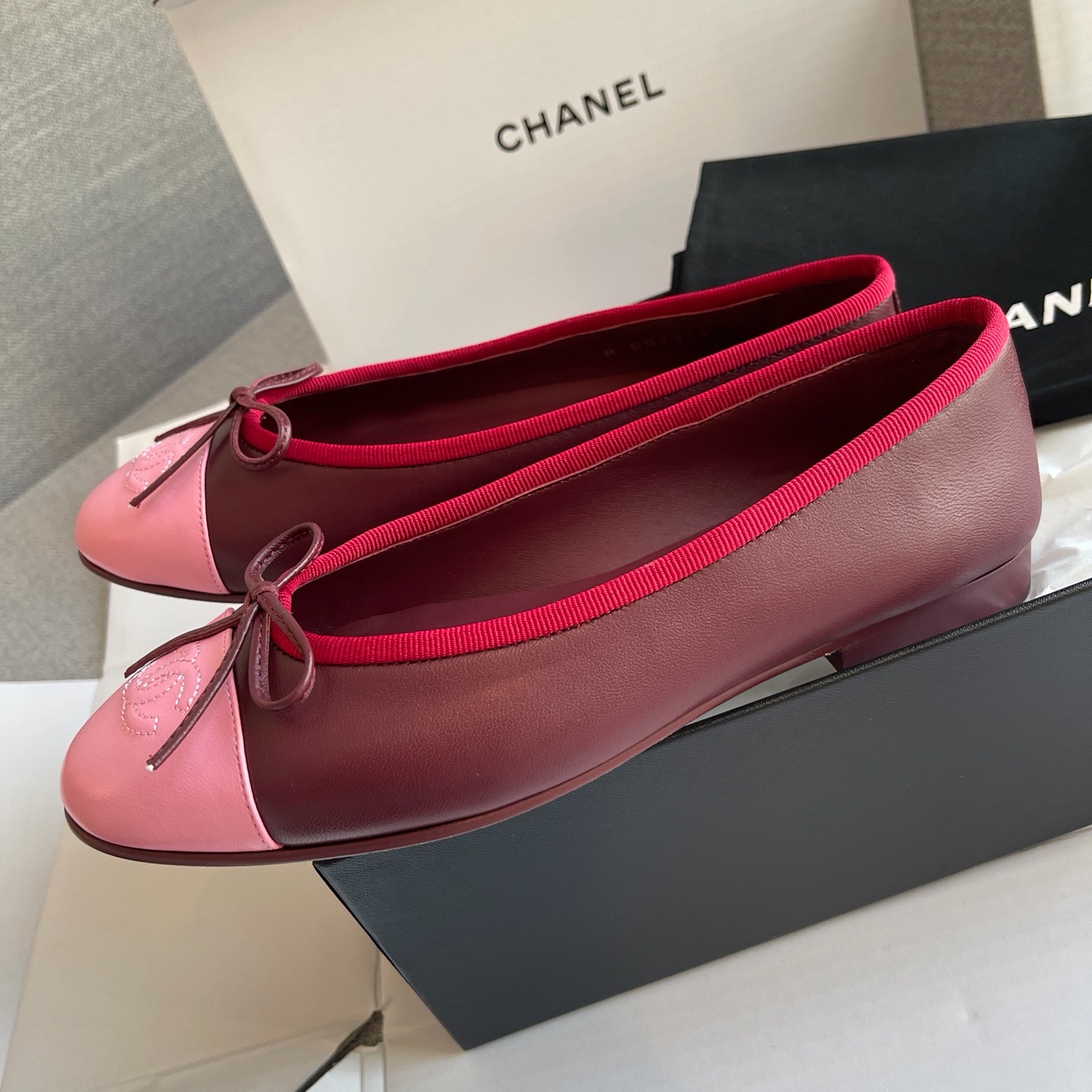 CHANEL Ballet flats Lambskin - image 3