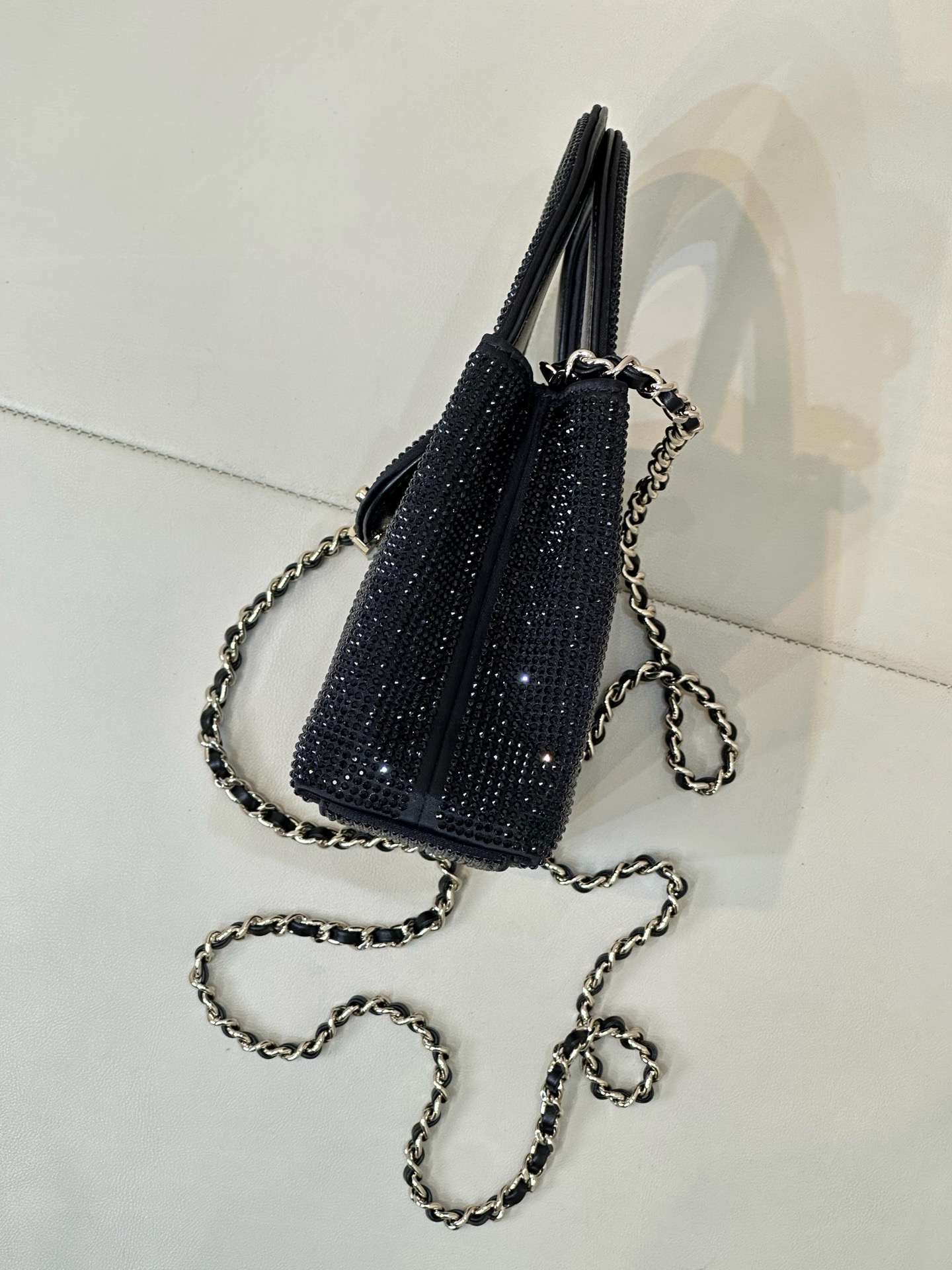 CHANEL MINI SHOPPING BAG Strass - image 4
