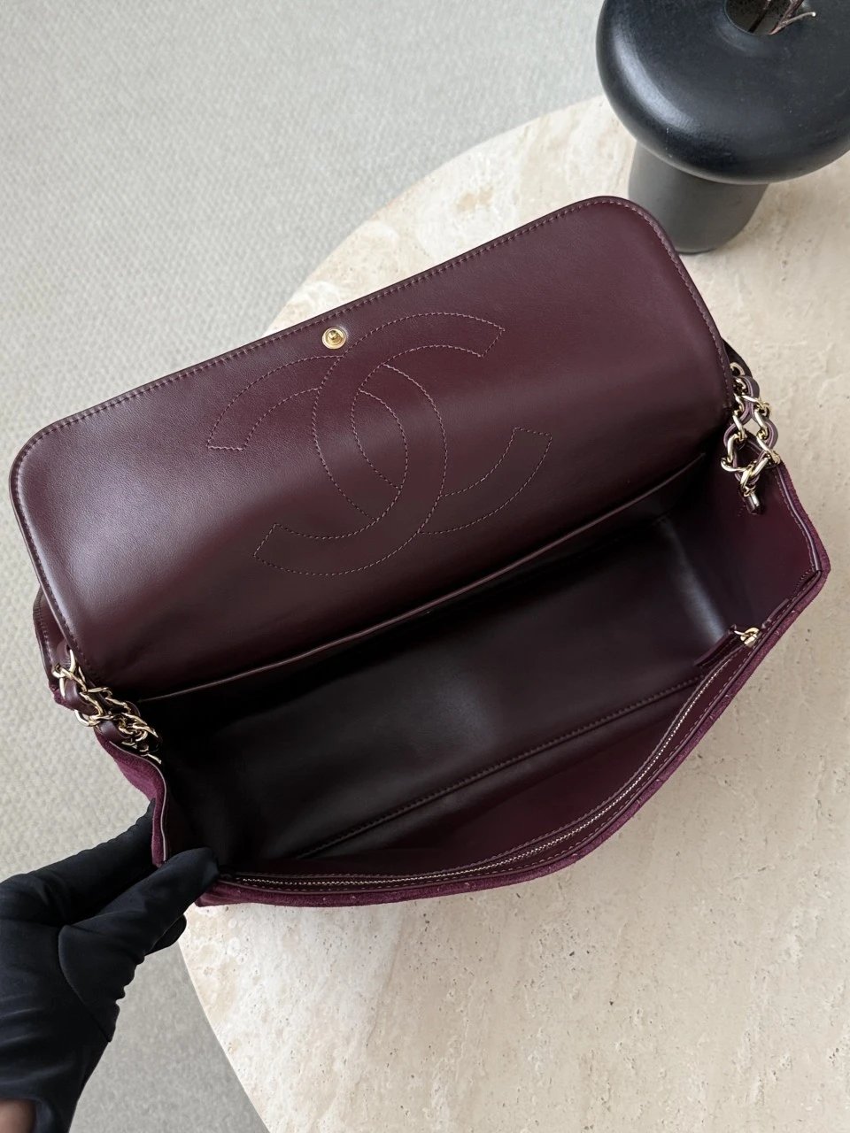 CHANEL Maxi Flap bag Suede Calfskin Burgundy - image 6