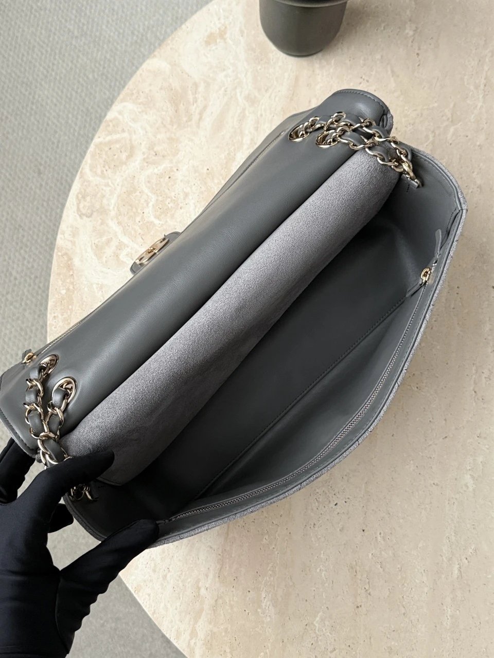 CHANEL Maxi Flap bag Suede Calfskin Dark Gray - image 6