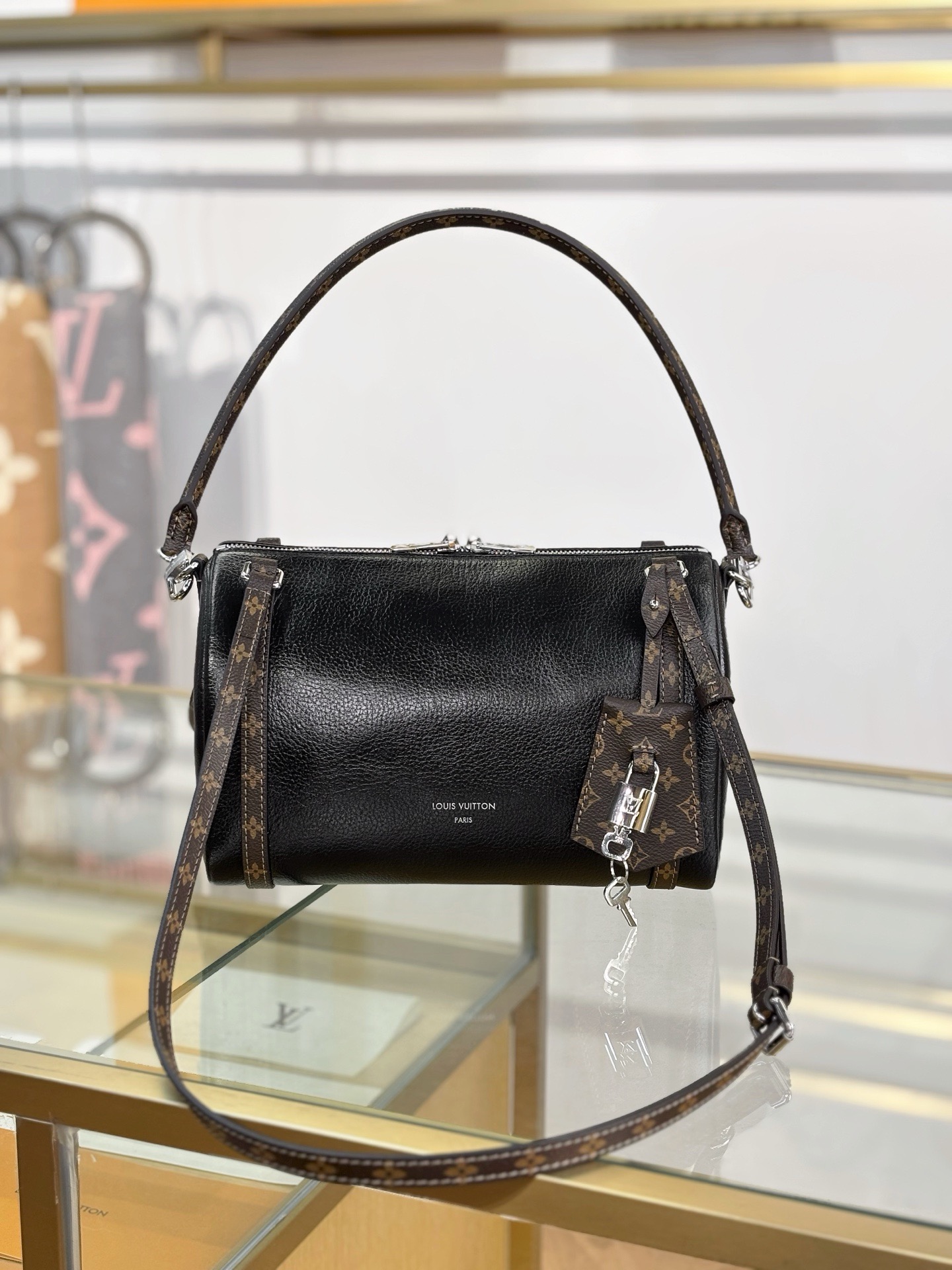 LV Express Small M27920 - image 2