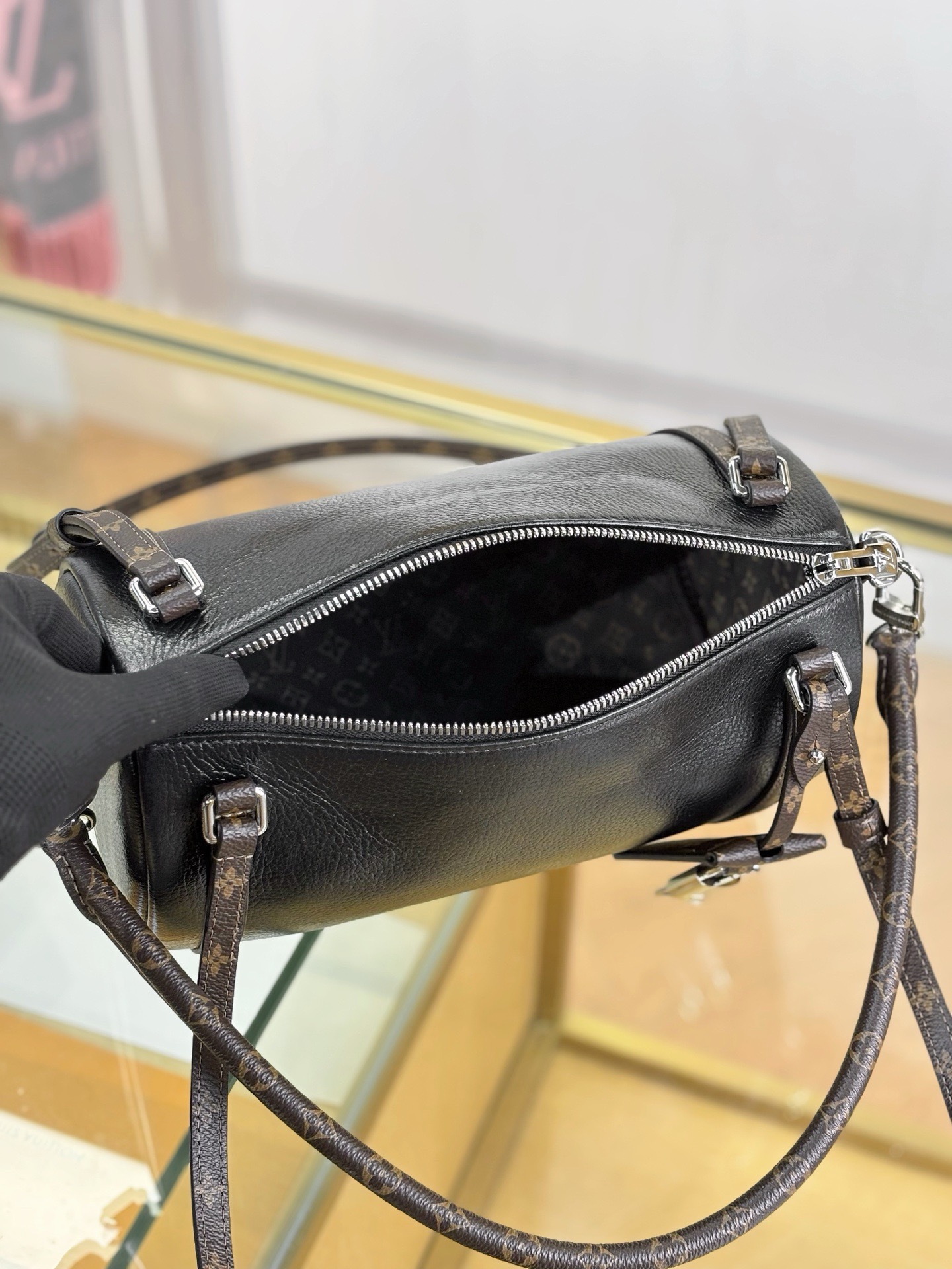 LV Express Small M27920 - image 6
