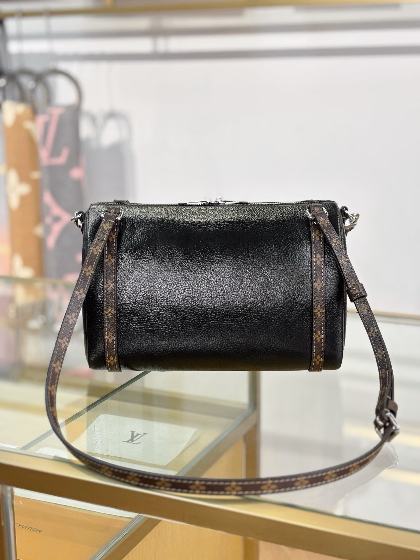 LV Express Small M27920 - image 3