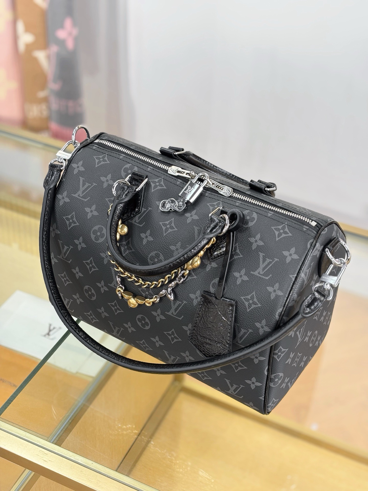 LV Speedy Soft 30 M15102 - image 6