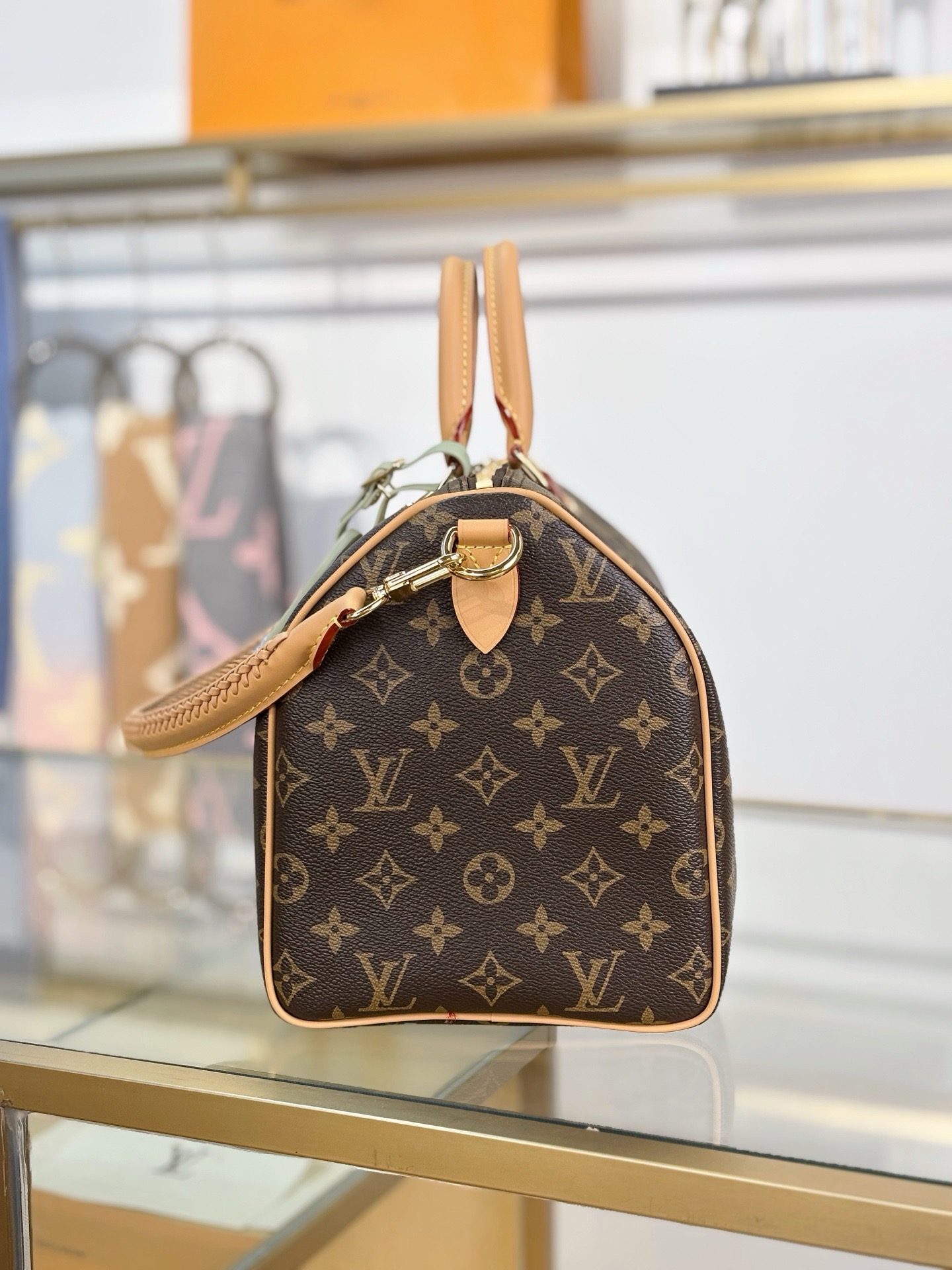 LV Speedy Soft 30 Lucky M15107 - image 4