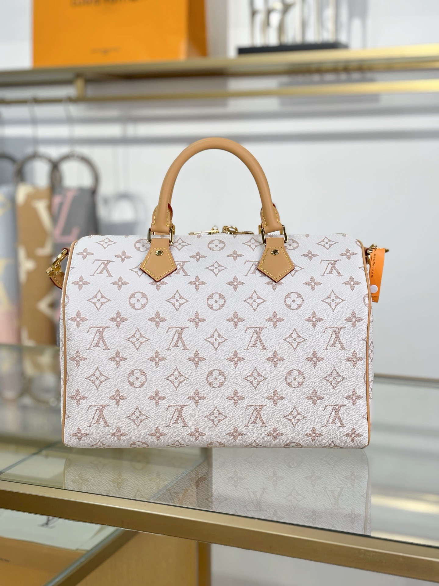 LV Speedt Soft 30 Lucky M15108 - image 3